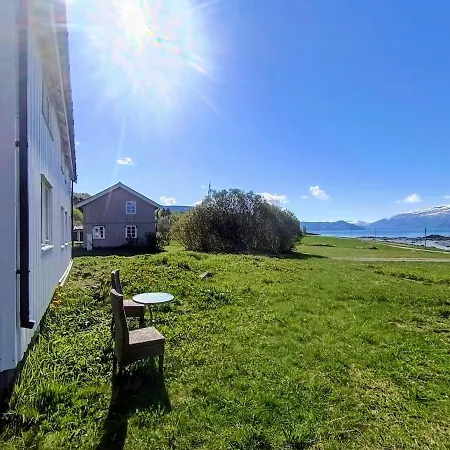 Fjord-view Traditional Nordic In Sorfold Hestvik